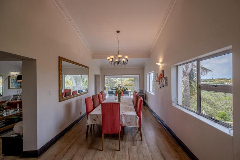 5 Bedroom Property for Sale in Linkside Eastern Cape